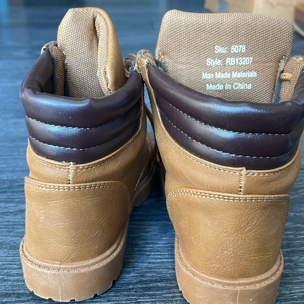 NWT Rugged Bear brown boots - Picture 2 of 6